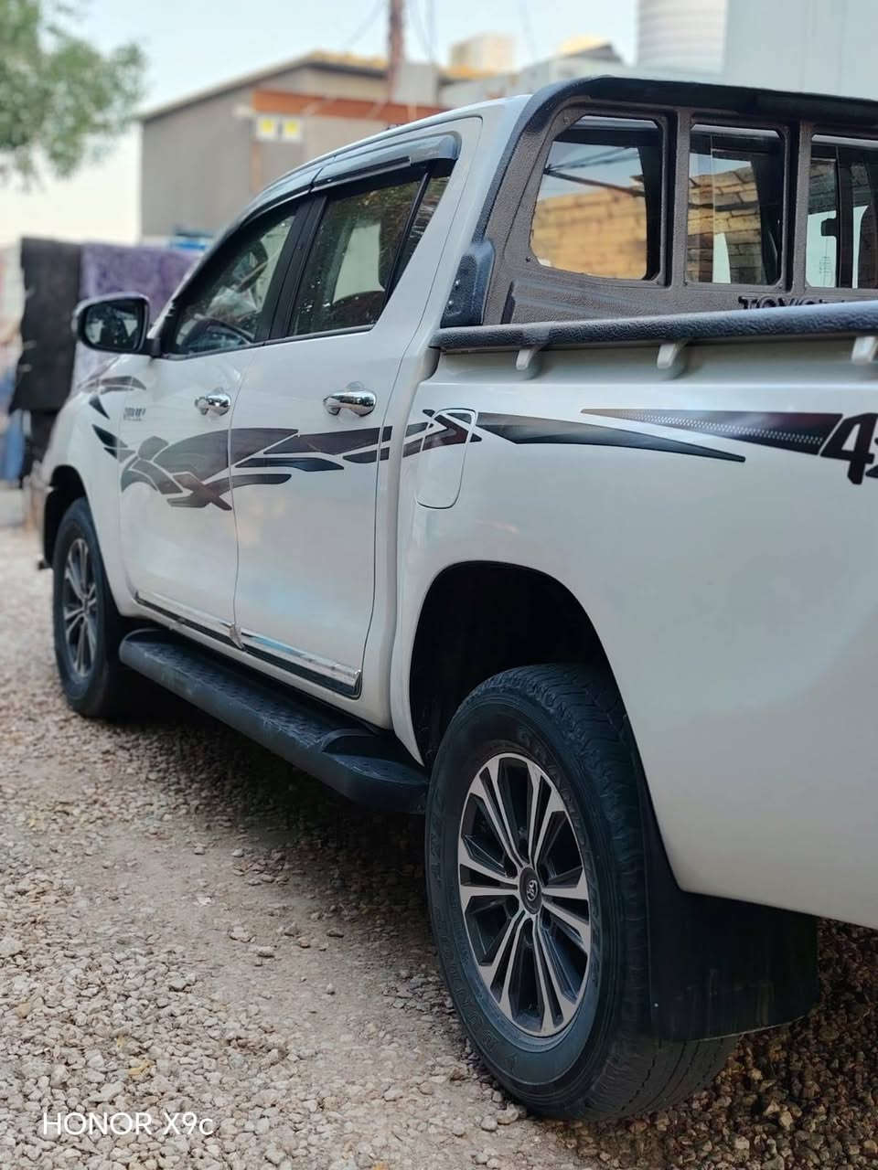 للبيع Toyota Hilux موديل 2022 سعودي، كير عادي، بحالة ممتازة جداً، محرك قوي واقتصادي، تبريد ممتاز، دبل ثقيل، سنتر ولوكات، إيربكات، شاشة وكامرة، داخلية نظيفة جداً، السيارة استخدام شخصي وما تحتاج أي مصروف.
للبيع Toyota Hilux موديل 2022 رقم اربيل  سعودي، كير عادي، بحالة ممتازة جداً ماشية 100 الف كيلو ،  سنويه باسمي  اصدارجديده محرك قوي واقتصادي، تبريد ممتاز قطعتين، دبل ثقيل ، سنتر ولوكات، إيربكات، شاشة وكامرة، داخلية نظيفة جداً، السيارة استخدام شخصي وما تحتاج أي مصروف.
📍 موقع السيارة: Najaf
📄 البيع باسمي ونقل الملكية ثاني يوم مباشرة.
💰 السعر: يُذكر عند الاتصال.
📞 للاستفسار: ***********
