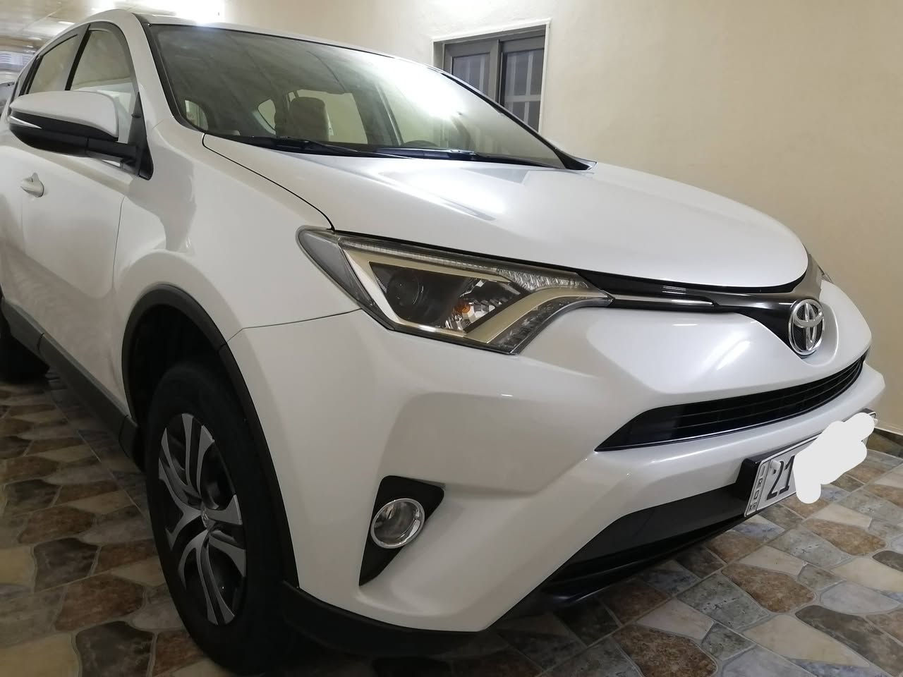 السلام عليكم. راف4 خليجي موديل ٢٠١٨ ماشية ٤٤٠٠٠سيارة جديدة ١٠٠/١٠٠ بأسمي السعر ٢٢٠$مكاني كركوك. ***********
