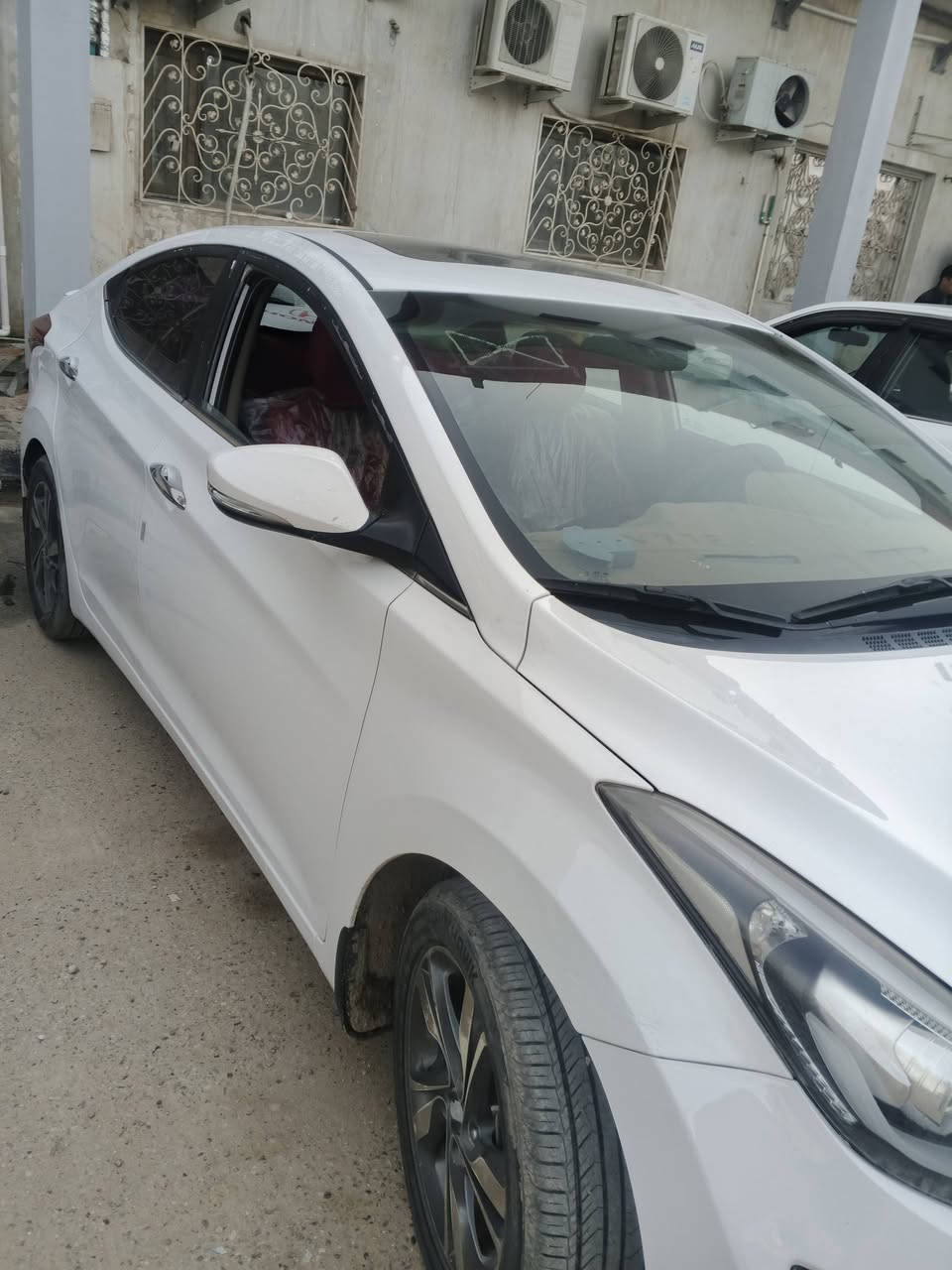 النترا مضلع رقم بغداد موديل ١٦ سنويه ل ٣٠ الاتصال او مراسله خاص ***********
