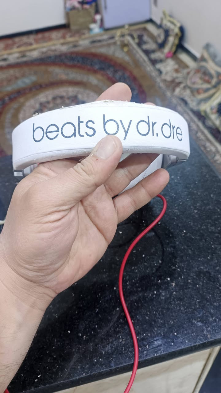 هيدفون بيتس برو اصلي باله انكليزية صوت و عزل خرافي و وزن ثكيل، تابع الصور بالتفاصيل. 
٣٠ الف


**إذا كنت صاحب هذا الإعلان وتريد حذفه لأي سبب، رجاءا أرسل رسالة إلى الدعم الفني**