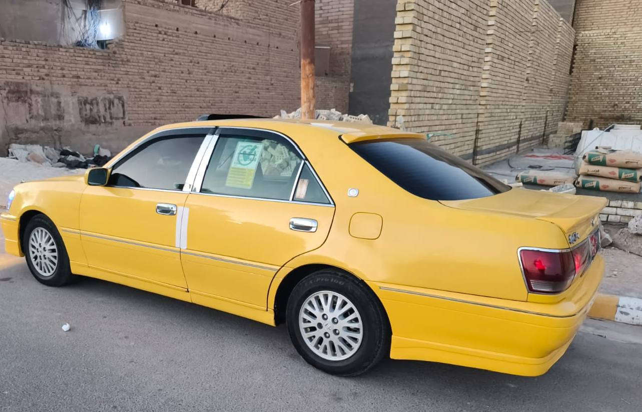 ملكة أجرة للبيع سيارة مكفوله من الكص ونقل جثه ولضربه مكينه وكير جدد تخم تاير تبريد شغال  سيارة مصفره هيئه وضريبه سيارة ضبارة اكامله اصوليه العنوان بصره تنومه سعر 35  رقم بي واتساب ***********
