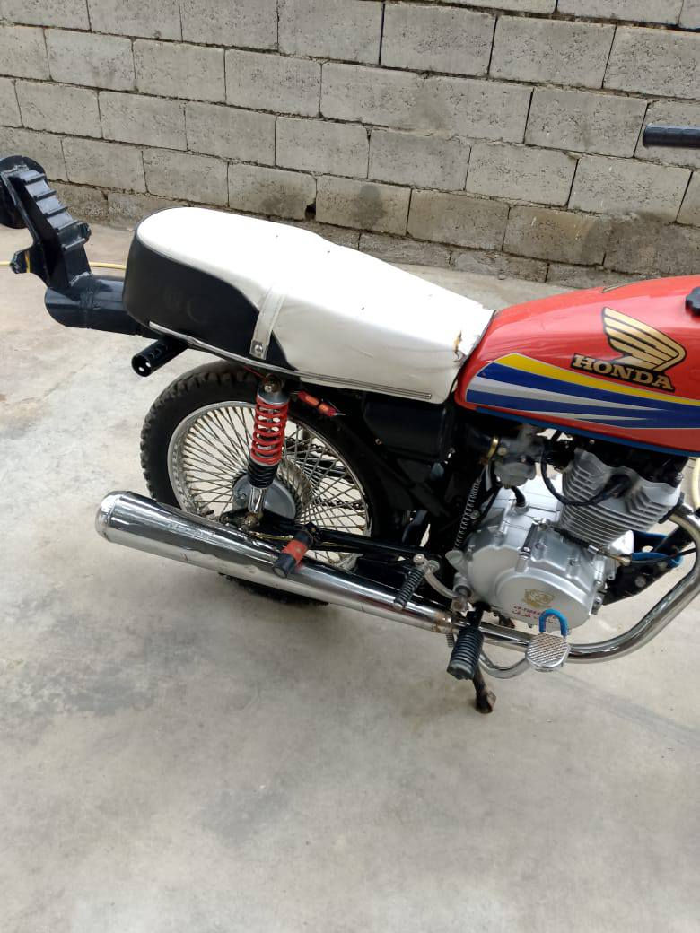 سلام عليكم  دراجة تايكر حربي للبيع لسعر 450الف وبيهة مجال بصيط حك تاير  لتواصل 👈***********.      مكاني تقاطع نهروان مقابيل  الخنساء
