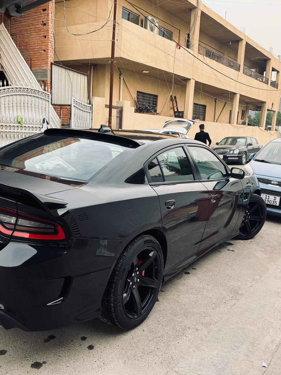 السلام عليكم جارجر RT 5700 سوبر تراك باك موديل 20 حادث بس بنيد بدون دواخل  صور الحادث بلمنشور ماشية 57 لايت متغير
مكاني بغداد الغزالية سنوية بأسمي 
سعرهة 230 وبيهة مجال حك الجية
***********
***********
ابو شهم
