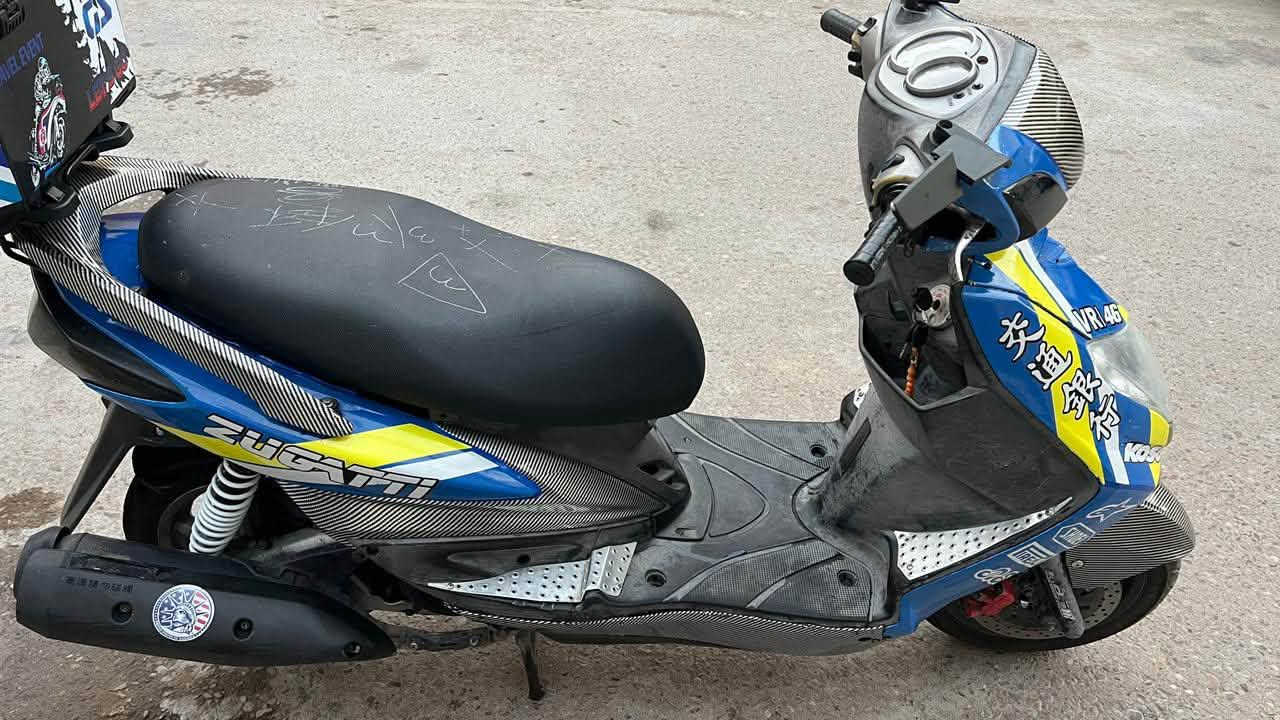 سكنس فحل نوزل للبيع (السعر ٦٥٠ وبيها مجال حك جيه) دراجه نكره سلف كهربائيات كامله تفاصيل *********** مكاني بغداد رئاسه العبيدي

