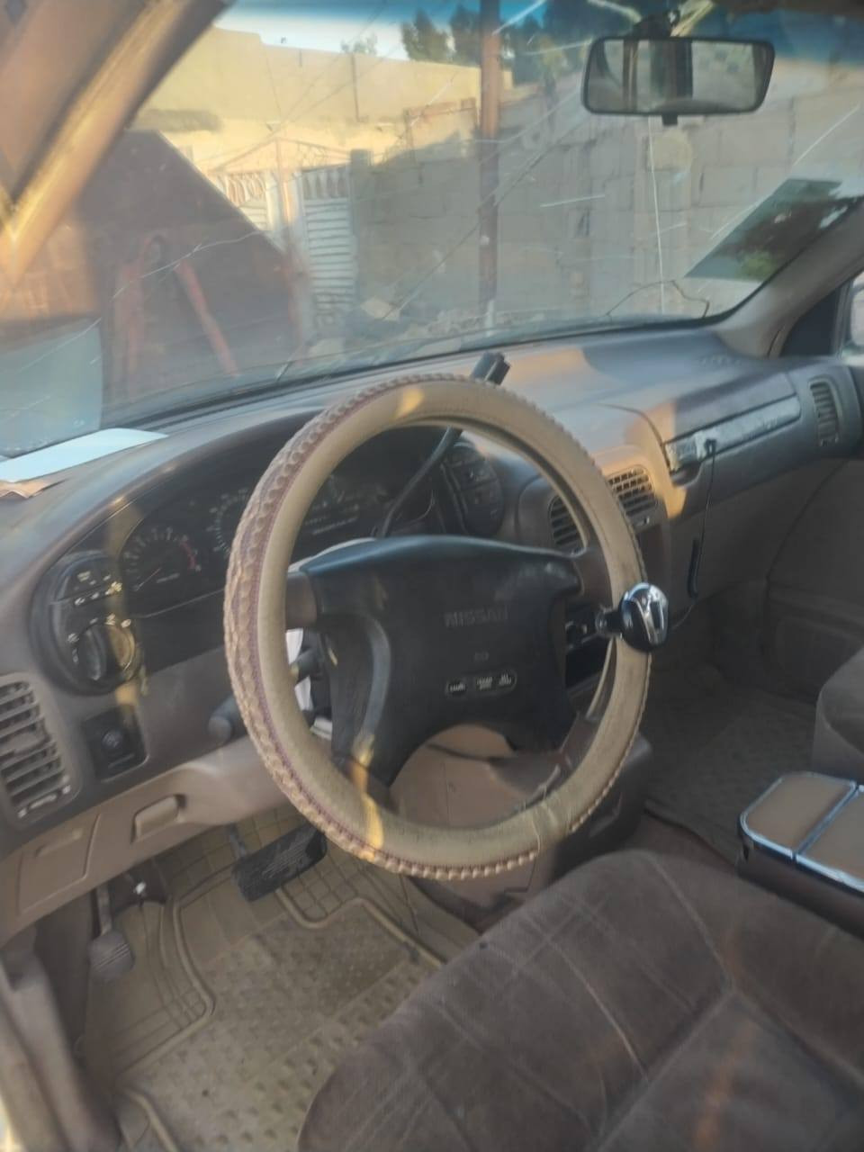 السلام عليكم نيسان كويست مديل 1993محرك كامري ابو الكف وكير اتوماتيك تعليك ورقم واسط السعر 35 وبيه مجال المكان بغداد *********** بي واتساب
