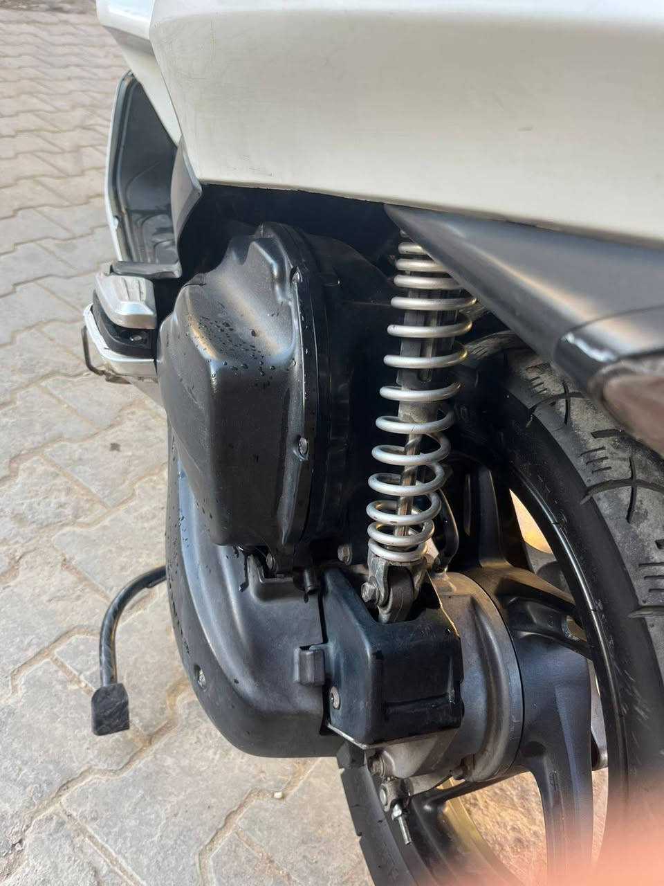 دراجه pcxجيل الاول  الدراجه  ياباني كفرات ابلاديهه رمبه موديل 2016,,,,,,,,,,,,
حساس ازدحام,,,,,,,,,,,,,,,,,, 
دراجه كامله أستان كهربائي   لا تبخير. ولاتنقيص الدراجه مكينه لوك شلعه معدل خير من الله  احلا من الصور مال جناي المكان بغداد الكرخ  دراجة مكفوله اي نقص مابيه السعر( مليون 250)
وبيه مجال الاتصل
***********
