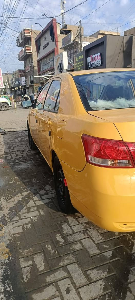 سلام عليكم اخوان
ييوايدي موديل 2013
كير مكينه لاتبغير ولاتنقيص كفاله 
صدر امامي خلفي جديد 
دوشمه جديدة 
تخم تاير جديد كهربائياتهه كلهه شغله 
سياره بصمه تشغيل عن بعد
تبريد ثلج سياره جاهز اي نقص مابيه 
تحويل ثاني يوم
الاتصال ***********السعر46العنوان بغدادحي الجهاد
