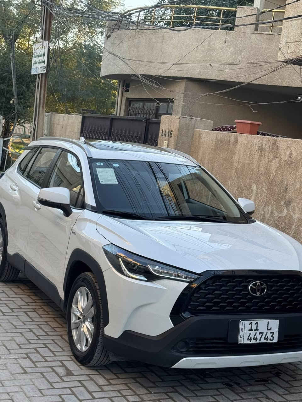 السلام عليكم للبيع كورلا كروز هايبرد 2025 ماشيه 2000 بعده زيرووو مكفوله كفاله عامه السياره فتحه بصمه صندوق كهرباء كرسي كهرباء جلد رادار تحديد مسار قطعتين تبريد شاشه كبيره للاستفسار *********** بغداد السيديه
