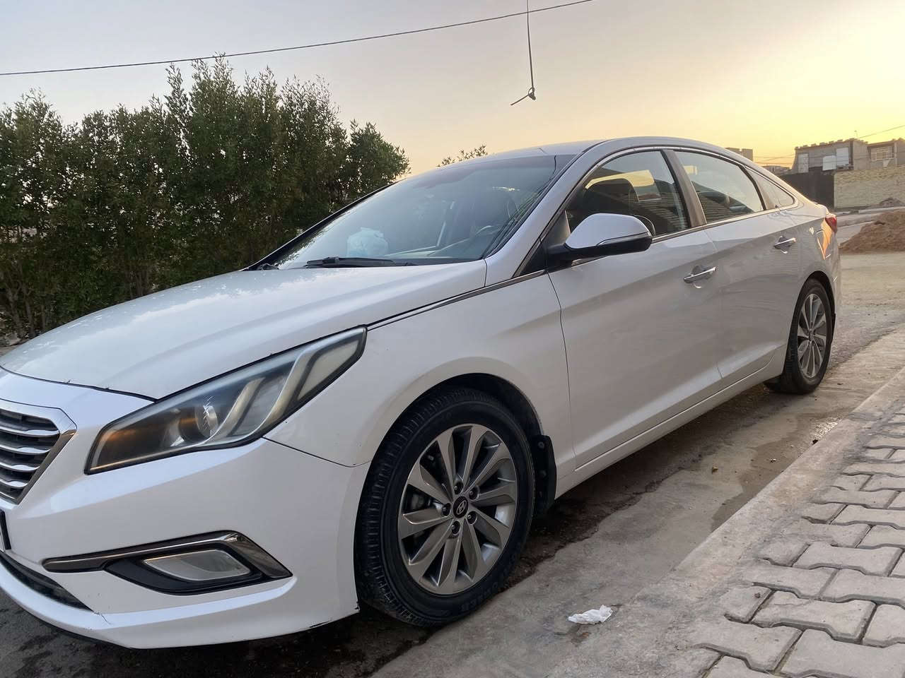 السلام عليكم 
سوناتا 15 خليجي ( وارد كوري ) ماشي عدنا خليجي بس للامانه هي كوري ممشاها 392 قابل للزياده 
مكينة 2000 MPI   رقم بغداد انگليزي سنويه 29
هزه 26 شهر 9 تحويل مباشر 
مكينة وكير وضعهم جيد جدا/حدادية امامي خلفي جيده /تخم تاير نص عمر///بدون حادث مكفولة من الحادث من الدعامية للدعامية بيها تخريب فقط بالعراق بنيد مصبوغ نفسه(شويه مُصفر) والجاملغات الامامية اثنينهم ملاون بيهم  //شرط بدون حادث //الكشر طبيعي بي رصعات  بسيطة او شخوط  بحكم عمر السياره

موصافاتها
—بصمة ودخول ذكي حساسات خلفية وكامره خلفية
—كشنات جلد تحكم كهرباءوتدفئة وتبريد كشنات امامية
—تبريد بيانو اوتو (منفصل )وقطعتين تبريد 
— تحكم سترين كامل وكروس كونترول وسترين فاليوم
—مري كهرباء واشاير بالمري و3 وضعيات قياده
— لايت اوتو تدفئة ستيرن وجنطة ذكية ومرآة وسطية تعتيم تلقائي 
وباقي المواصفات الموجودة بباقي السوناتا المعروفة 
السعر 128 ورقه وبيها مجال كذلك بيهه كم شغله بسيطة نقص تنزل بعد قطع السعر النهائي 
مكانها بغداد / المحمودية / الرشيد 
السياره تجي تشوفها وتدلل مايكون خاطرك غير طيب
وعذرا على الاطاله


**إذا كنت صاحب هذا الإعلان وتريد حذفه لأي سبب، رجاءا أرسل رسالة إلى الدعم الفني**