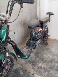 HLS • ٥ بطاريات • شاشة ما تشتغل