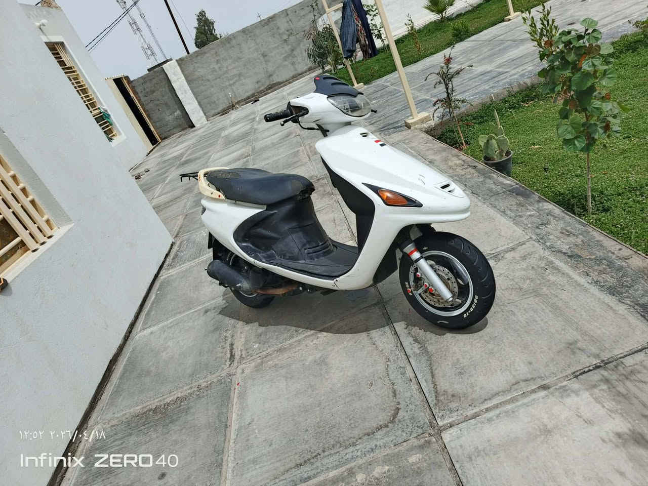 سلام عليكم فراشه للبيع كلشي شغال بيها مجفته قبل شهر مكانها حمزه سعر 350 
***********
