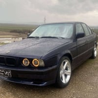 بي ام 525 • 1993 • قير يدوي