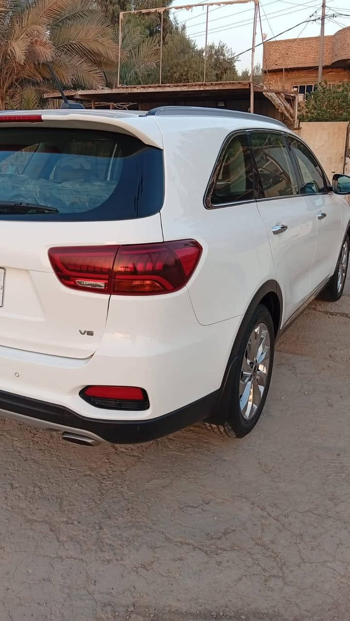 للبيع كيا سورنتو 20 خليجي فول واحد على واحد رقم بغداد بسمي كفالة عامه ماشيه 96 الف وقابل للزيادة للاستفسار الاتصال على *********** مكان السياره بابل المسيب
