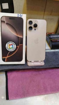 ايفون 16بروماكس 256 بطارية 95 الجهاز مكفوب كفالة عامة والجهاز وتر كلة ...