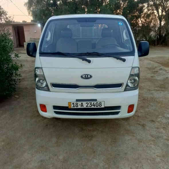 السلام عليكم 
كيه للبيع موديل 2013 مكفوله كفاله عامه 
رقم بابل نكليزي هزه جديده سنويه مجدده
سياره بلواقع والحقيقه احلا من الصوره
مكان السياره بابل الشوملي 
السعر ١٠٣$ 
السنويه بأسمي تريد وكاله تريد تحويل حاظر 
***********
