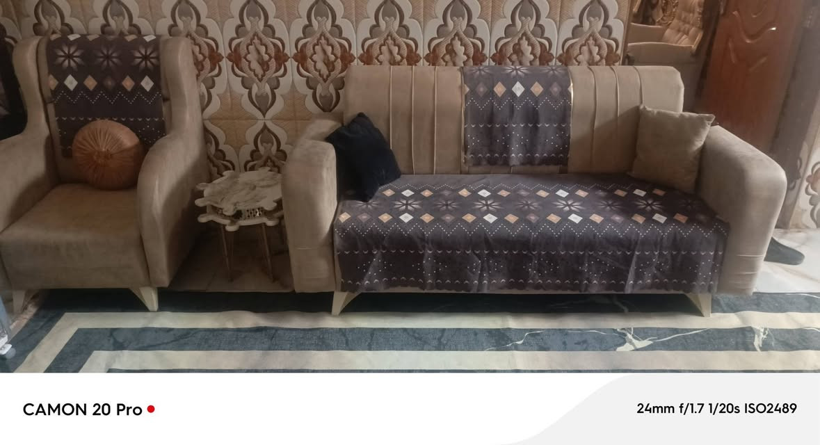 للبيع تخم تركي 10مقاعدالعنوان زين القوس شارع الملة نهاية السعر 300بي مجال شراي تصال***********اوتصال ***********
