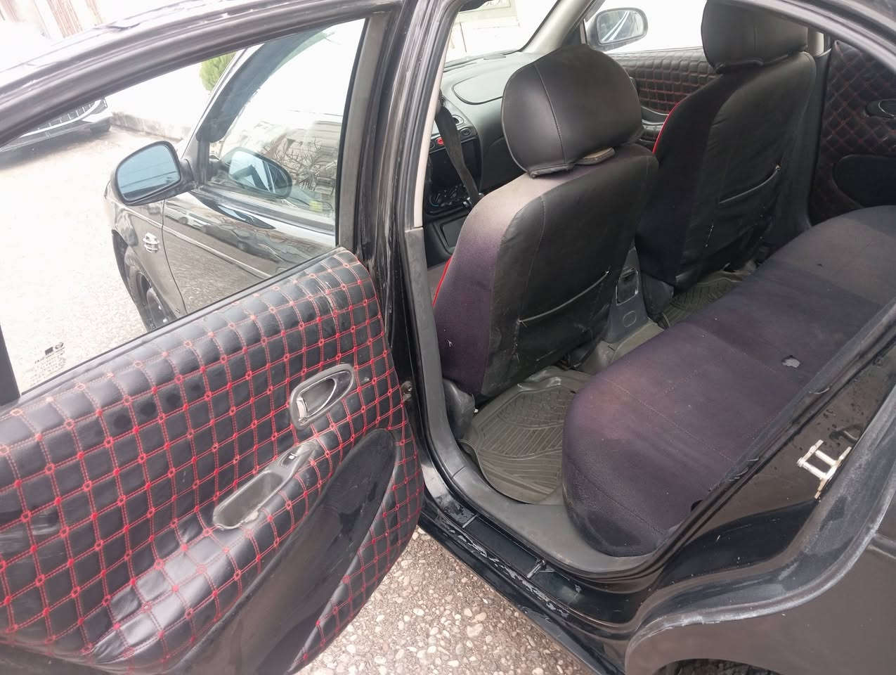 دايو لكنزا 2001 كير توماتيك محرك وكير شرط تبريد وتدفئه شغال باتري واربع تايرات جدد تحويل شرط سعر 43 وشويه مجال تلفون ***********, ***********
