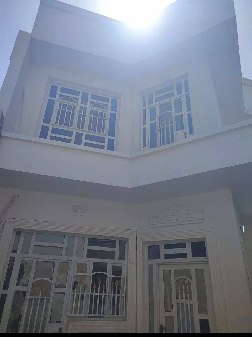 مشتمل للبيع

مثنى خلف الشهداء 

150 متر

طابقين 4  غرف  وباقي التفاصيل كامله

بناء حديث 
 
شغل جناي
للأستفسار ***********
