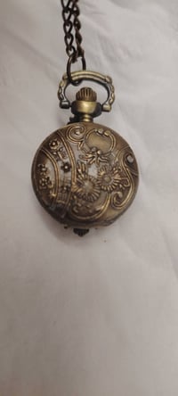 ساعة • نادرة • للبيع