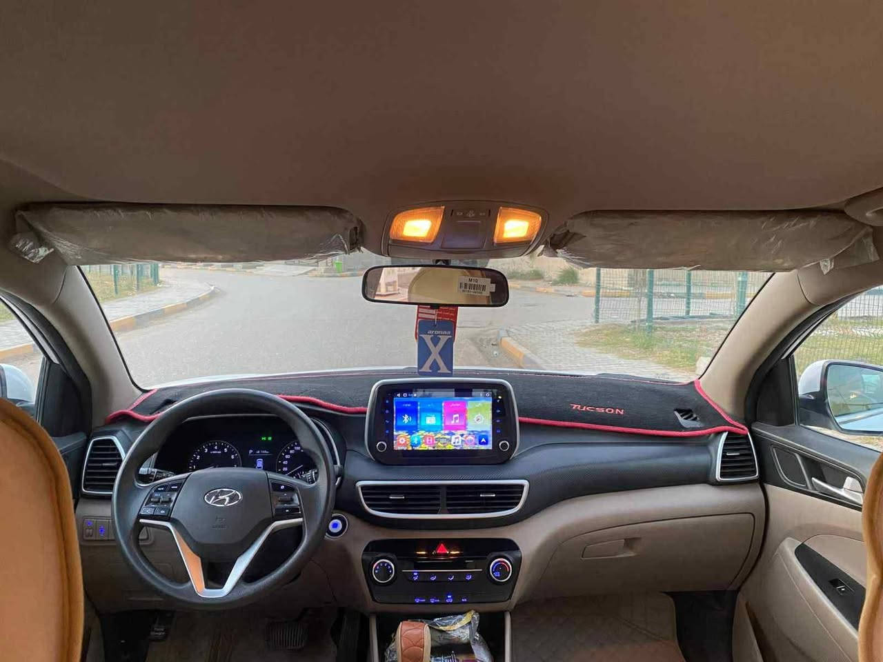 السلام عليكم
توسان موديل 2019 خليجي رقم وسنوية اربيل جديد وكاله او تحويل مضمون 
ماشية 170 قابل للزيادة بيها 3 قطع صبغ بدون دواخل 
السعر 178 قابل للتفاوض 
للأستفسار الأتصال على الأرقام *********** 
***********
محافظة واسط - قضاء الزبيدية
