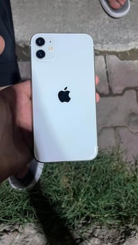 ايفون ١١عادي بطاريه ٨٤  ذاكره١٢٨ الجهاز ابلادي وضع شركه تجي تفحص يم اي...