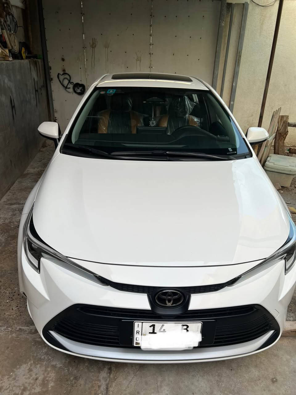 سلام عليكم 
كورلا هايبرد مديل 2024 الشكل الامريكي 
سياره كفاله عامه الداخل لونين ماشيه 20 الف 
السياره مالت اقساط بصره المقترض والكفيل نفس البيت 
السعر 143 قابل لتفاوض 
الهاتف *********** Singapore
