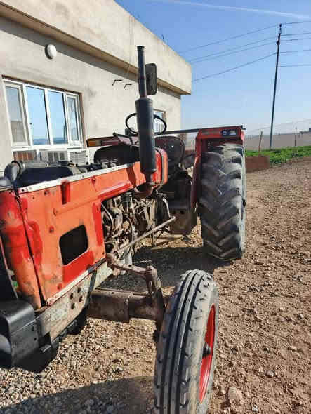 السلام عليكم تركتر عنتر للبيع مديل 81 محرك معمر رايمن كير شرط هودرليك شغال تواير الكدام جديدات الورة نص عمر عنوان محافظة نينوى ناحية وانه السعر 4مليون أوبي مجال ‏‪***********‬‏ سبهان وانة
