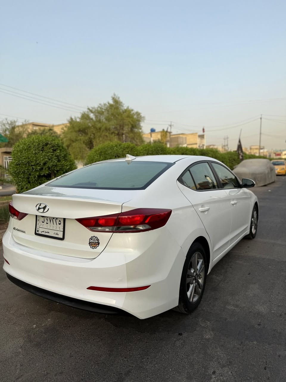 السلام عليكم النترا فول مواصفات موديل 2018 حادثها موجود بلصور فقط صبغ مسطره الرقم جديه بدون اي نقص 
ماشيه 105 رقم الدولي الجديد الصور قبل الترقيم مكانها مدينة الصدر السعر 134  مكينة كير على وضع الشركة 
***********
