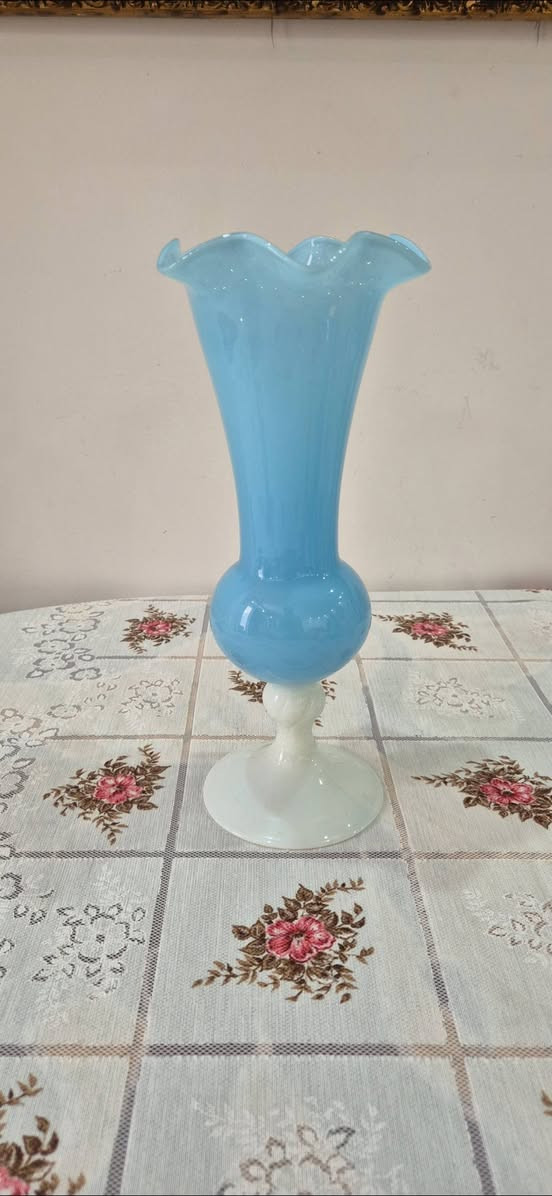 Belle sélection d'objets anciens et vintage,Trésors de cuisine et d’art de la table


**إذا كنت صاحب هذا الإعلان وتريد حذفه لأي سبب، رجاءا أرسل رسالة إلى الدعم الفني**