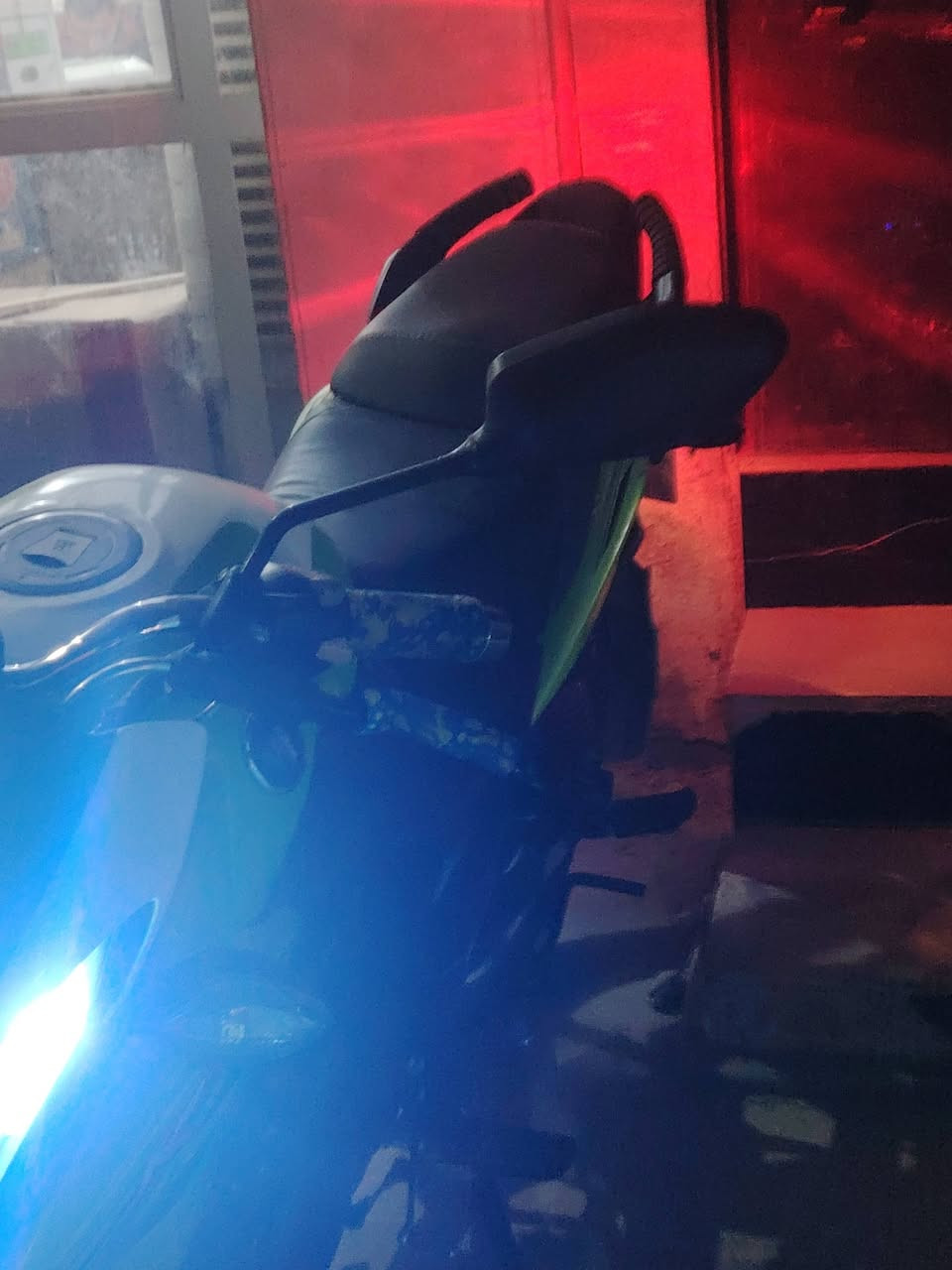 السلام عليكم
هاوجي موديل 21 (كمرك)
نضافه فول تجي تفحص وين متريد
نقد 1850
اقساط اتصل ودلل
***********
