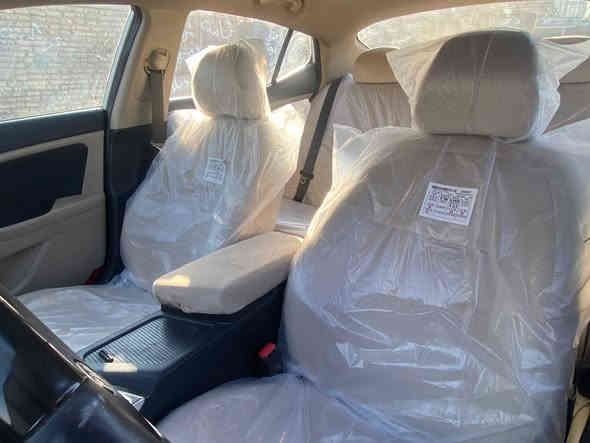 السلام عليكم كيا اوبتما2011 خليجي 
ابيض صدفي فول مواصفات ماعدا  
بنوراما والبصمه
كامرة خلفية
كشنات خزن 
حساسات خلفية 
شفتات ستيرن
تحكم ستيرن
اشاير بالمري 
مثبت سرعة
باتري جديد   
تخم تاير جديد 
سونار مرفق بل منشور باب مبدله وكاله اصلي ورش جاملغ الخلفي اثر شخوط لوحات نكليزي 
العنوان ذي الرفاعي 
السعر ١٢٠ 
***********
