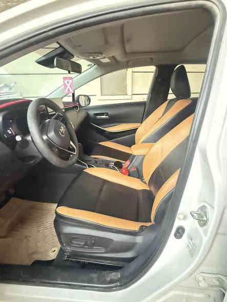 سلام عليكم 
كورلا 2024 هايبرد 

ماشيه 40 الف

فول مواصفات 1/1 

فتحه 

بصمه 

سلايد روف 

كشن جلد  لونين اسود وقرميدي

كشن كهرباء $$$$$$$$

دخول ذكيً

قياده ذاتيه 

رادار وتوقف ذاتي 

لايتات زنود 

وبك لايت لد

اشاير بالمري 

هندبريك كهربائي 

اوتو هولد 

انظمه قياده نورمال وسبورت وايكو 

السياره بيه عازل حراري ع جمامات 

وبيه المواصفات المعروفه 

السياره بيه فقط بارد بكصت البنيد ع كد شبرين

للاستفسار 

***********

السعر 145 وبيه مجال بسيط
مكان سياره بغداد الدوره
