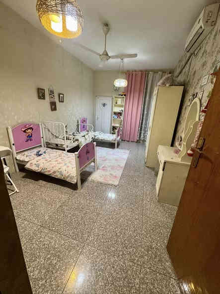 دار للبيع سنه ألبناء 2018
مساحة 262م واجهة 7.5م نزال 35م 
يحتوي على 7 نوم . صاله . هول مطبخ .حار بارد . خدمات عدد 6
في شارع فلسطين محلة 508 شارع عريض رصيف 6 م 

موقع . المكتب شارع فلسطين تقاطع الصخره قرب مختبرات النخبة اللاستفسار الاتصال ***********
✨✨✨✨✨✨✨✨✨✨
#بيع_شراء_الارضي_ايجارات_مقاولات_تعقيب_ايجارات_تجاري_سكني #مكتب_ميثاق_الرحمن_للعقار
