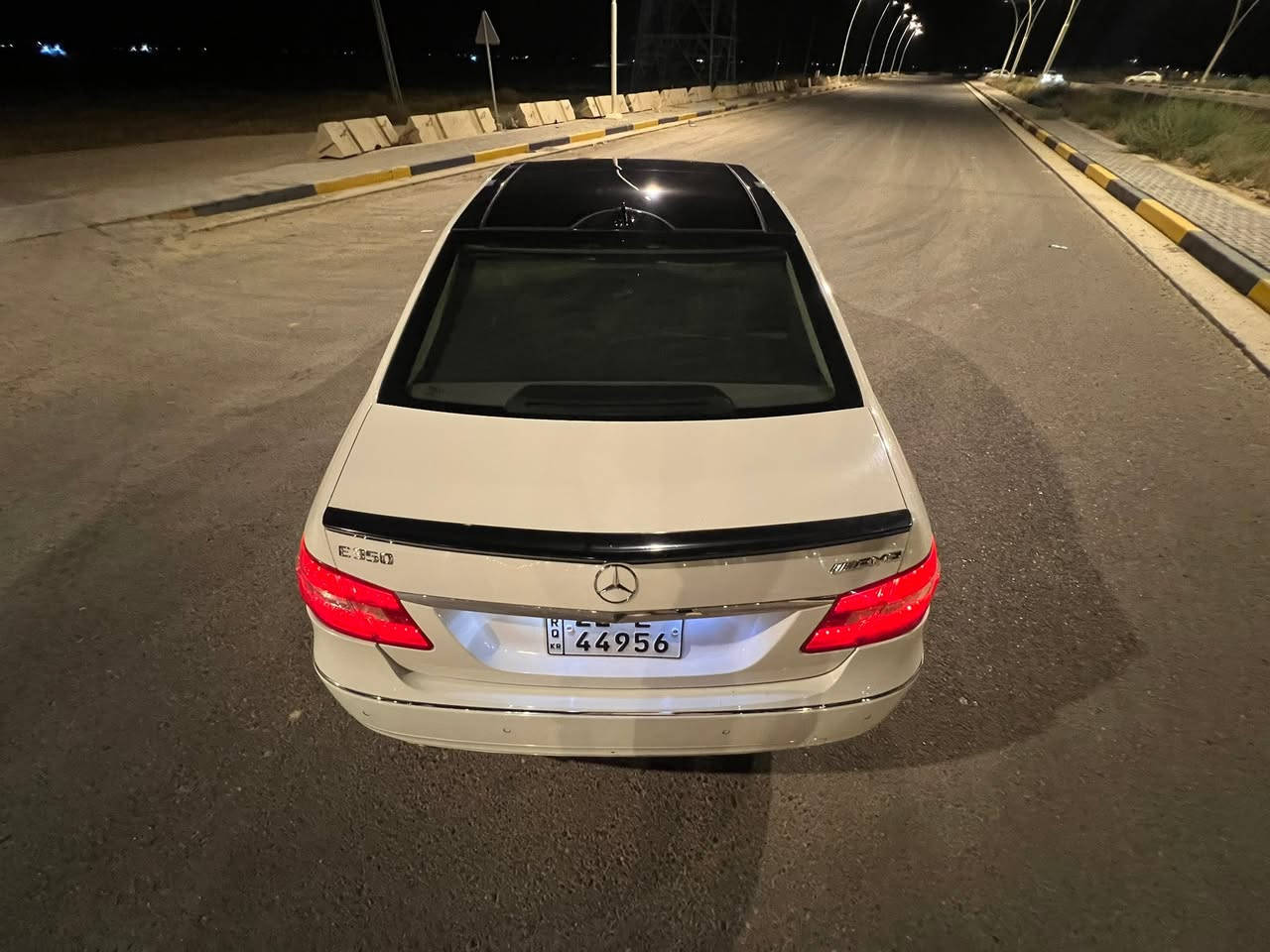 � للبيع | مرسيدس حجم E350 موديل 2011 | فل أوبشن
✅ وارد أمريكي
✅ محرك 3.5 لتر V6 (268 حصان)
✅ كير أوتوماتيك 7 سرعات
✅ دفع خلفي (RWD)
✅ ممشى 170 ألف كم
✅ كلين وخالية من الأضرار
✅ لون خارجي صدفي
✅ داخلية جلد بيجي
✅ سقف بانوراما
✅ كاميرا خلفية
✅ رادار
✅ حساسات أمامية وخلفية
✅ شفتات تبديل سرعات على الستيرن (Paddle Shifters)
✅ مثبت سرعة
✅ مقاعد كهربائية مع ميموري
✅ شاشة وبلوتوث
✅ بيها قطعتين تبريد

السيارة بحالة ممتازة جدًا، استخدام شخصي ومحافظ عليها، جاهزة للفحص وما تحتاجه أي مصروف. رقم اربيل مامتواجد عل ماسنجر

💰 السعر: 17,500 دولار (قابل للتفاوض بالمعقول)

📞 للتواصل: ***********
