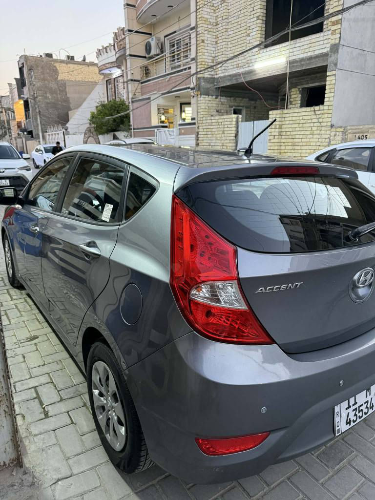 سلام عليكم اكسنت 16 امريكي حادث فقط بنيد مبدل نفس الون  السياره جديده  ماشيه 75 الف جاهزه  مال بيت سنويه بسمي  السعر 90 مكاني بغداد السيدية *********** بغداد, العراق
