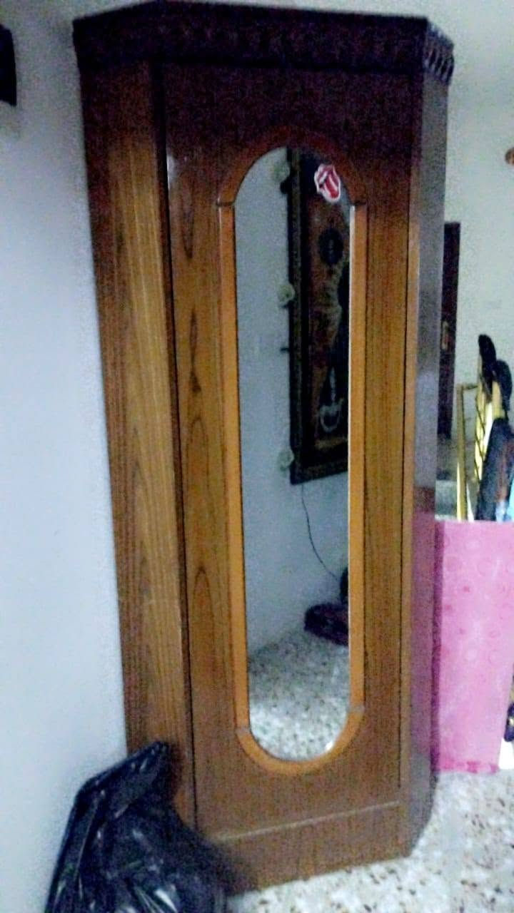غرفه صاج عراقي أصلي سعر 475 وبيه مجال غرفه نظيفه مثل ما بلصوره وما بيه اي ضرر مكان بغداد الزعفرانية *********** هذا رقم بي وتساب الشراي يراسلني
