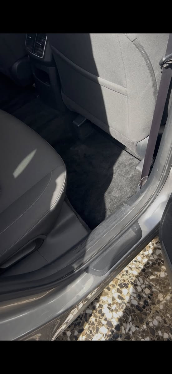 سبورتج وارد أمريكي موديل 2023بدونً موصفات رقم بغداد إنكليزي  العنوان بغداد سعر 190 هاتف ***********
