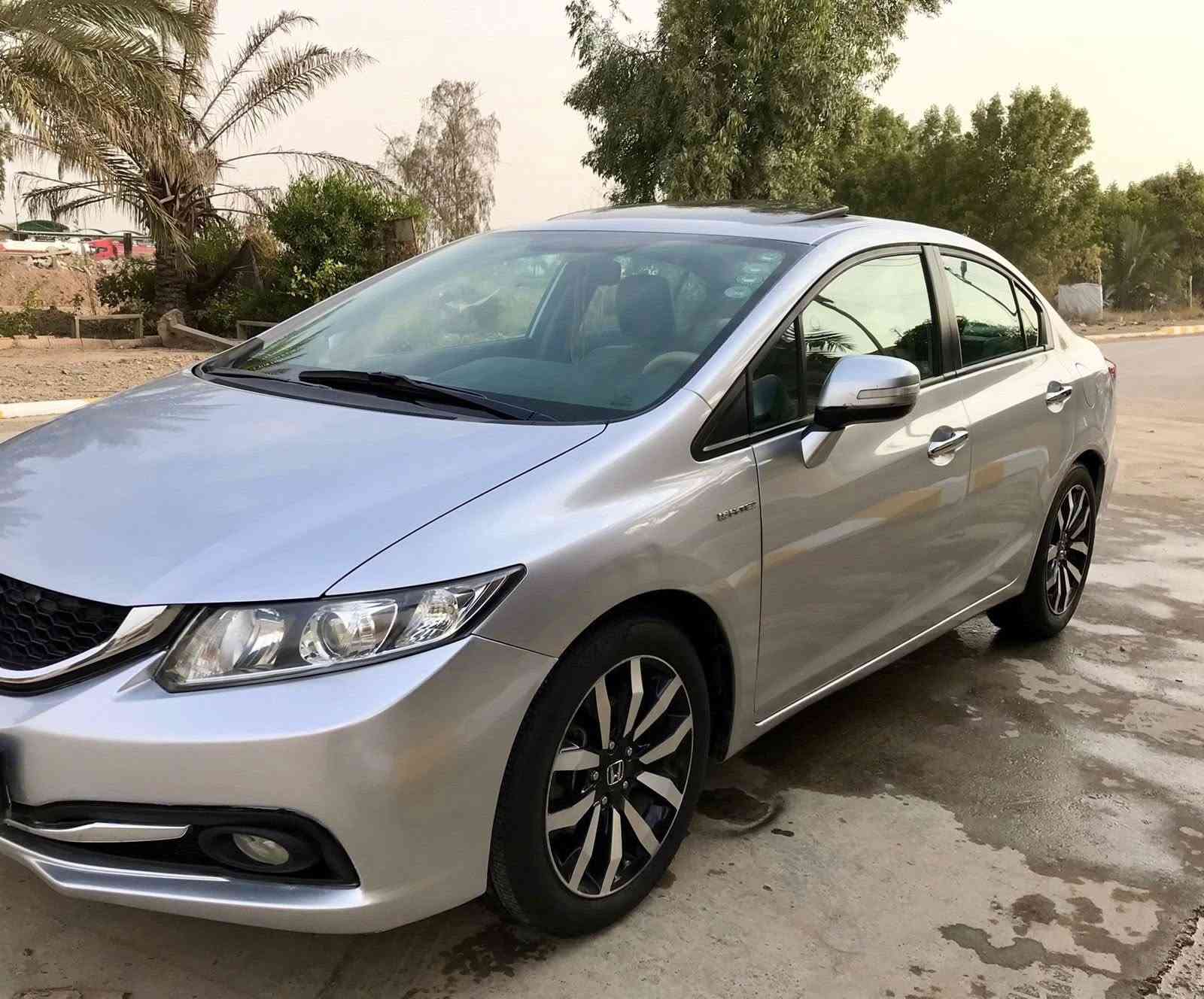 السلام عليكم اخوان للبيع هوندا سيفيك 2013 خليجي فول مواصفات عدا البصمة كير ومحرك مكفولات على وضع الشركة ماشية 168 كيلو متر
بيه صبغ قطعتين ونص بدون دواخل شرط بدون اي نقص السيارة رقم اربيل باسمي لحد 2030 
مكان السيارة/ الدجيل
السعر /97$ وبيه ومجال ان شاءالله 
الاتصال/***********
