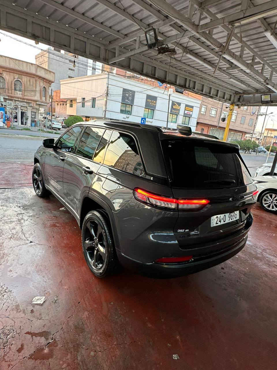 جێب لاریدۆ 2023 پشتو پێشی کەپسەی 40هەزار ڕۆیشتوە کامل مواسافات دەبل ئەکسلە 6پستنە ***********
