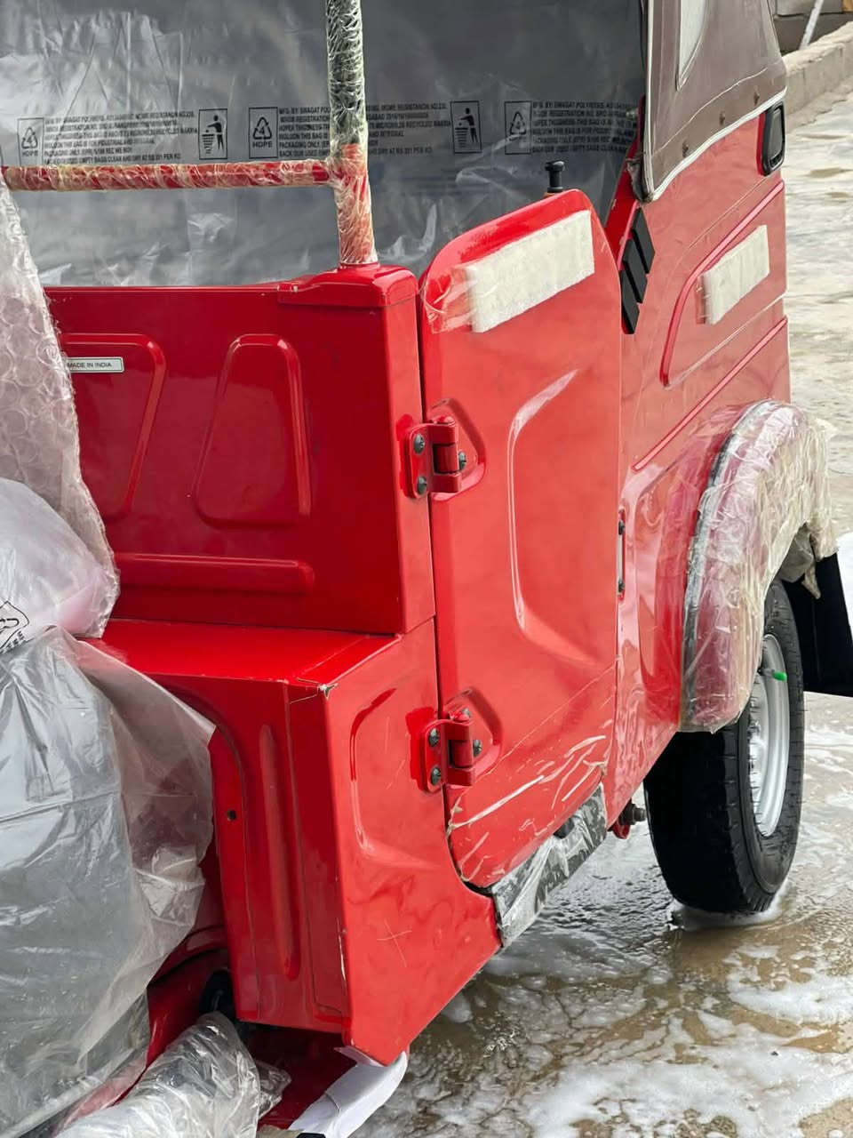 سلام عليكم شباب تكتك البيع موديل 24 شهر 3 تكتك جاهزه دوشمه فراشات تخم تاير جبلي مضخم شويه 
تكتك حلوه بس بيه بارد بل لغد شويه وبل صفحه شويه مكينه كفاله من تفيلز  الشراي ينتصل ويدلل ***********
