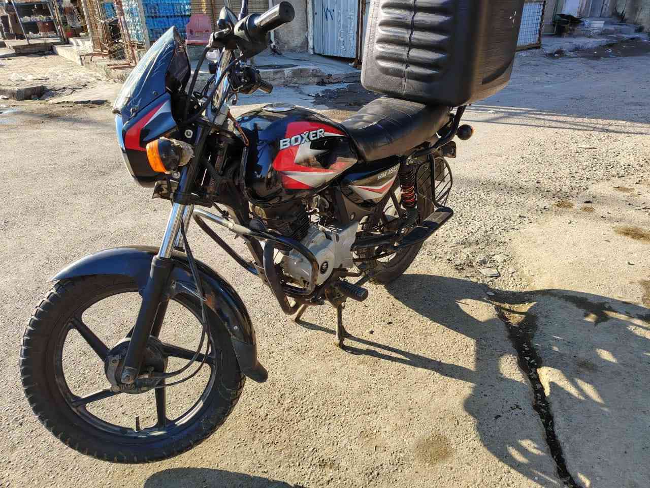 السلام عليكم دراجه مديل 23 رايده بمليونين و300 وبيهه للأستفسار
***********
