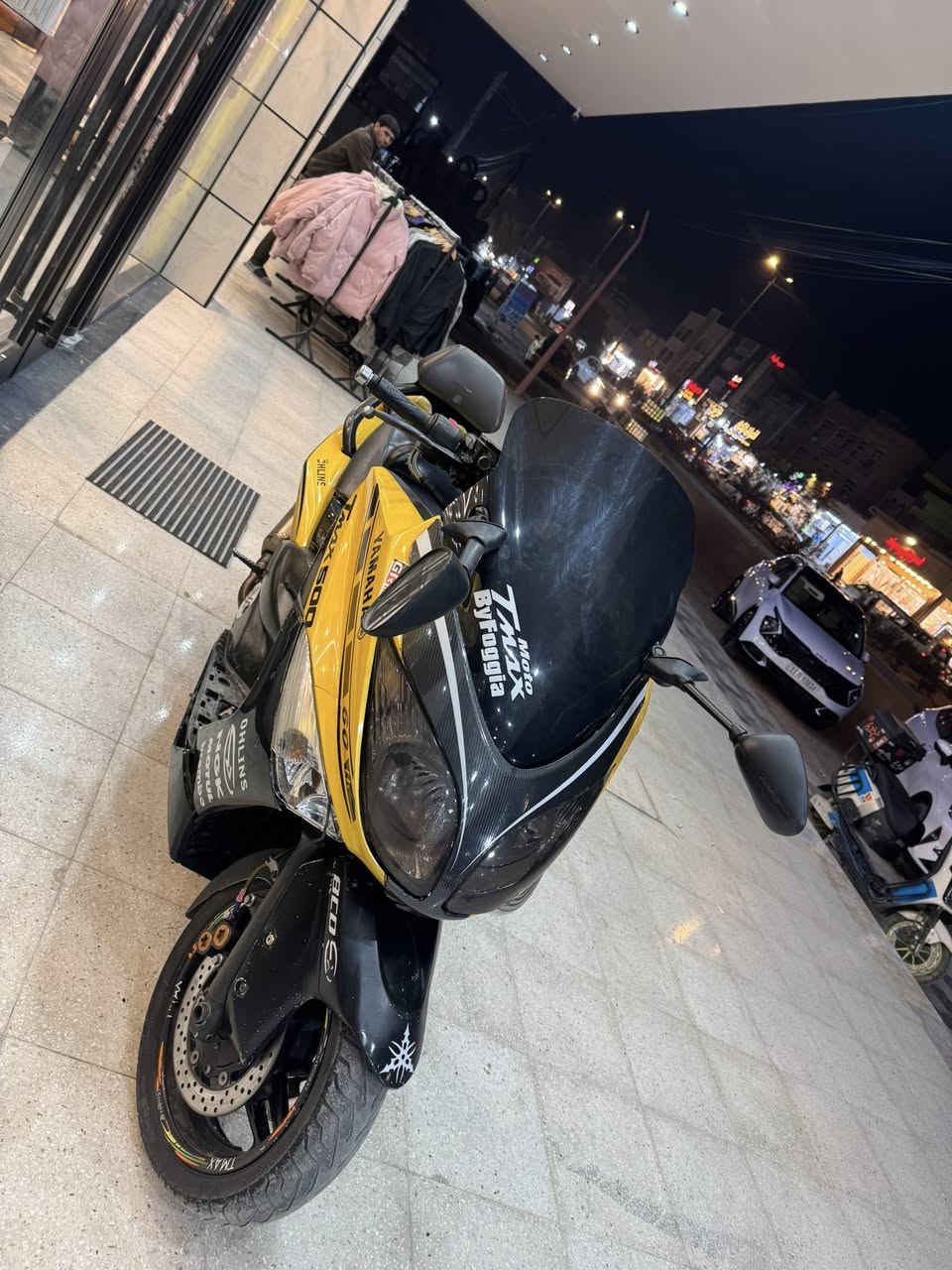 سلام عليكم تي ماكس500 

كفالة المحرك 2011 

نكرة سلف عليها تجوة وإدامه كامله

فقط الكفرات نضافة 70 /100

خوذة اصلية وياها 🔥

مكاني حي اور او الشعب 

للاستفسار ***********
