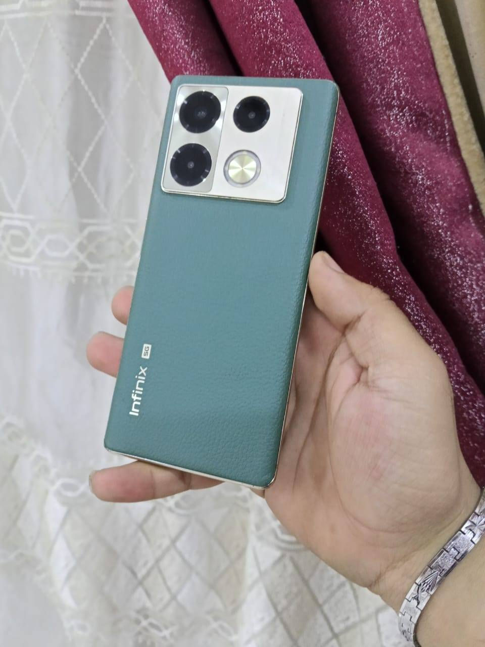 انفنكس نوت 40 برو 5G
ذاكرة 256 _ عشوائية 13

جهاز معروفة مواصفاته كلش نضيف ملحقاته فقط حافضة
سعر 260 وبي مجال


**إذا كنت صاحب هذا الإعلان وتريد حذفه لأي سبب، رجاءا أرسل رسالة إلى الدعم الفني**