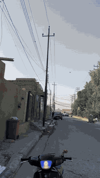 السلام عليكم دراجه بطه زيرو ما ماشيه بعده بل كارتون دراجه نكره سلف كهرباءياته كله شغاله دراجه ما بيه اي شي مبدل درتجه ما مفتوحه السعر ٧٥٠ الف مكاني كربلاء حي النصر ١٤ للستفسار ***********
