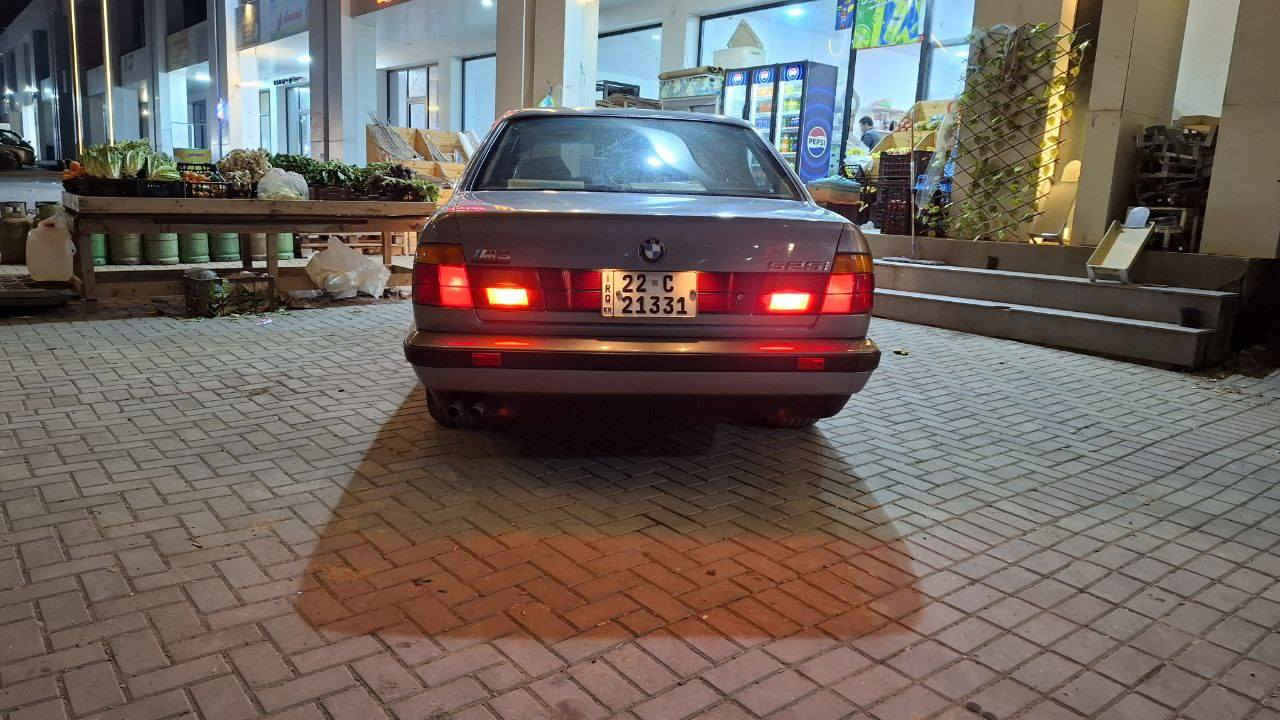 بي ام 525
سياره جديده جديده و متعوب عليها هواي 
كلشي بيها جديد مابيها طخه كلشي بشرط و السياره ب اسمي رقم اربيل رجاء بس الشراي يتصل السعر 88 المكان اربيل شقلاوه


**إذا كنت صاحب هذا الإعلان وتريد حذفه لأي سبب، رجاءا أرسل رسالة إلى الدعم الفني**