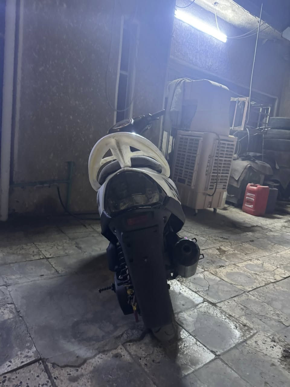 سلام عليكم ماكس عدله مكفوله من مكينه من سرقه مكاني بغداد حي العامل واتساب ***********
