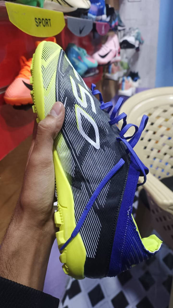 حذاء اف خمسين اصلي بشرط تفحص كدام مندوب بس 25توصيل مجاني قياس 44


**إذا كنت صاحب هذا الإعلان وتريد حذفه لأي سبب، رجاءا أرسل رسالة إلى الدعم الفني**