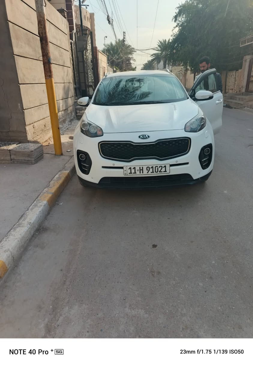 سبورتج2018 خليجي كفاله عامه ماشيه90 الف السياره نص فول***********
