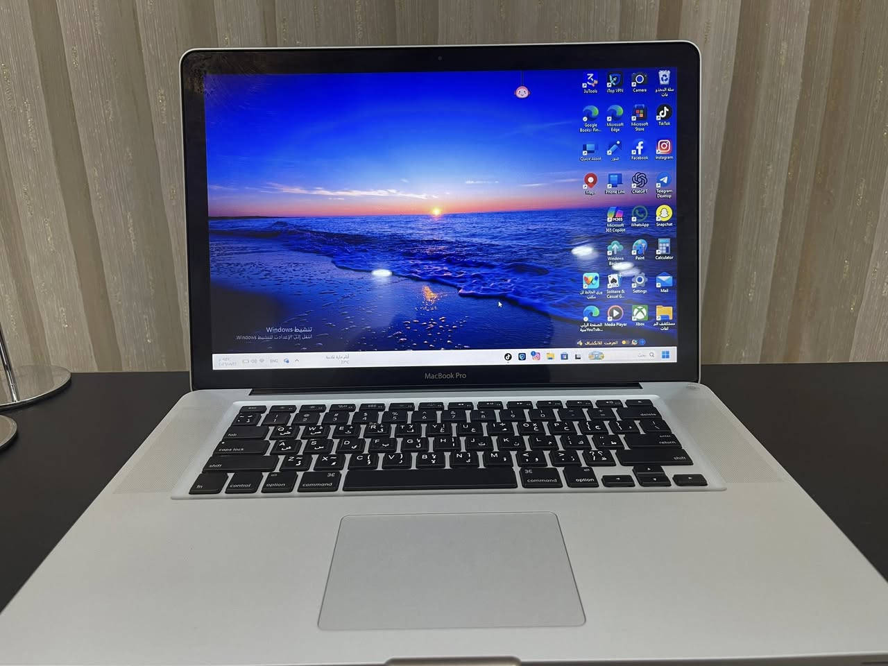 ✅ المواصفات:

* Windows 11
* RAM 8GB
* SSD سريع
* شاشة Retina HD
* كيبورد مضيء
* بطارية جيدة
* كاميرا HD
* صوت نقي
* Wi-Fi وBluetooth
* تصميم ألمنيوم خفيف وأنيق

🔥 المميزات:
سريع جداً بالتشغيل، مناسب للدراسة والشغل والتصفح وتشغيل عدة برامج بسلاسة، مع شكل راقي وهيبة الماك بي تطبيقات التواصل وتصاميم وبرامج الخلفيه ويا شاحنه وماوس وحقيبه 

📌 الجهاز جاهز وما يحتاج أي مصاريف
💰 السعر ٢٠٠
📩 للاستفسار راسلني ***********
