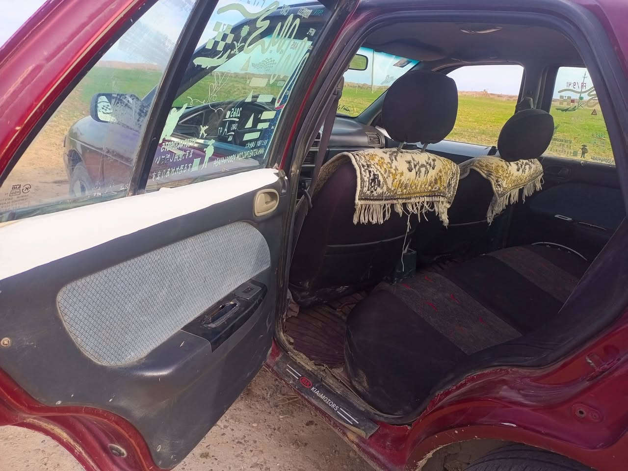 كيا سيفية 93 كير ومحرك تخم تاير
رقم دولي مشروع وطني سيارة خير من الله مال جناي وين مايعجبك 
تشغل وتمشي  سياره بسمي  سعر 35🥰***********
مكان سامراء
